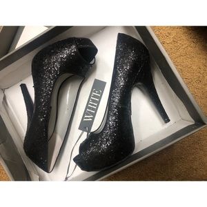 Vera Wang platform high heels